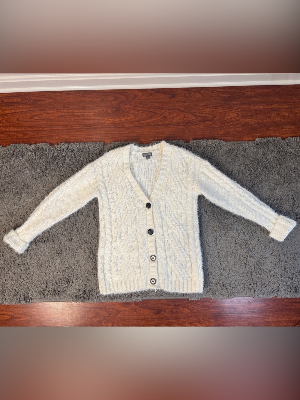 Francescas Cupcake Cream Chunky Knit Button Front Cardigan - Size XS